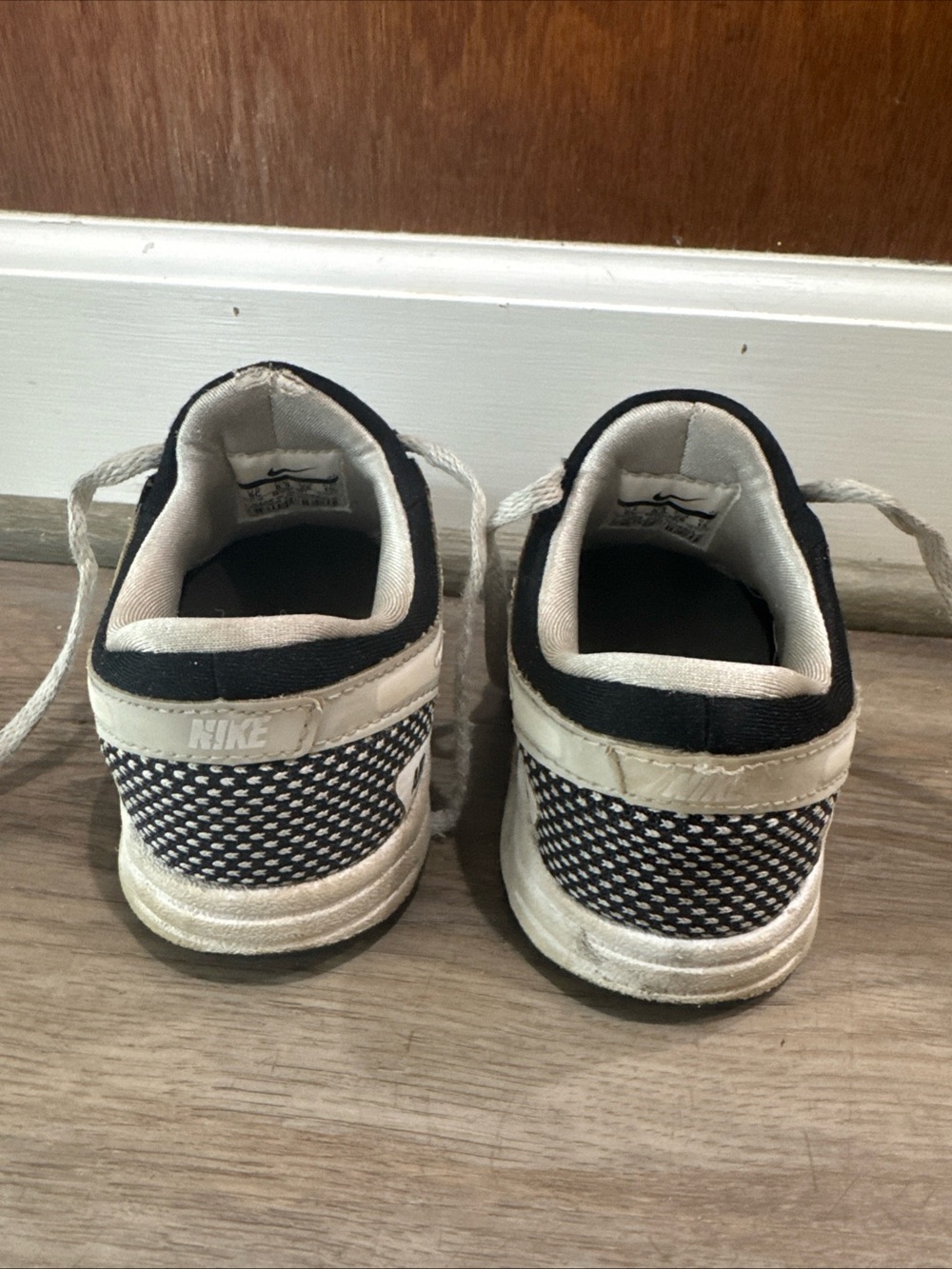 Nike AIR MAX ZERO ESSENTIAL GS GRAY BLACK Sneakers Shoes Size 9C 881224-001 - Picture 3 of 5